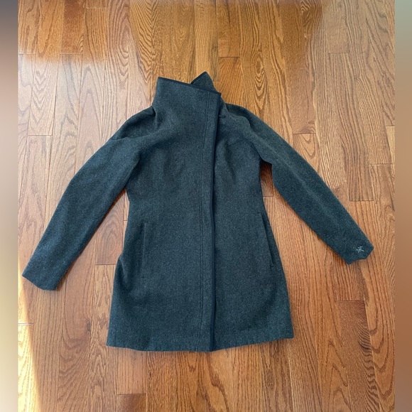 Arc'teryx Elda Jacket